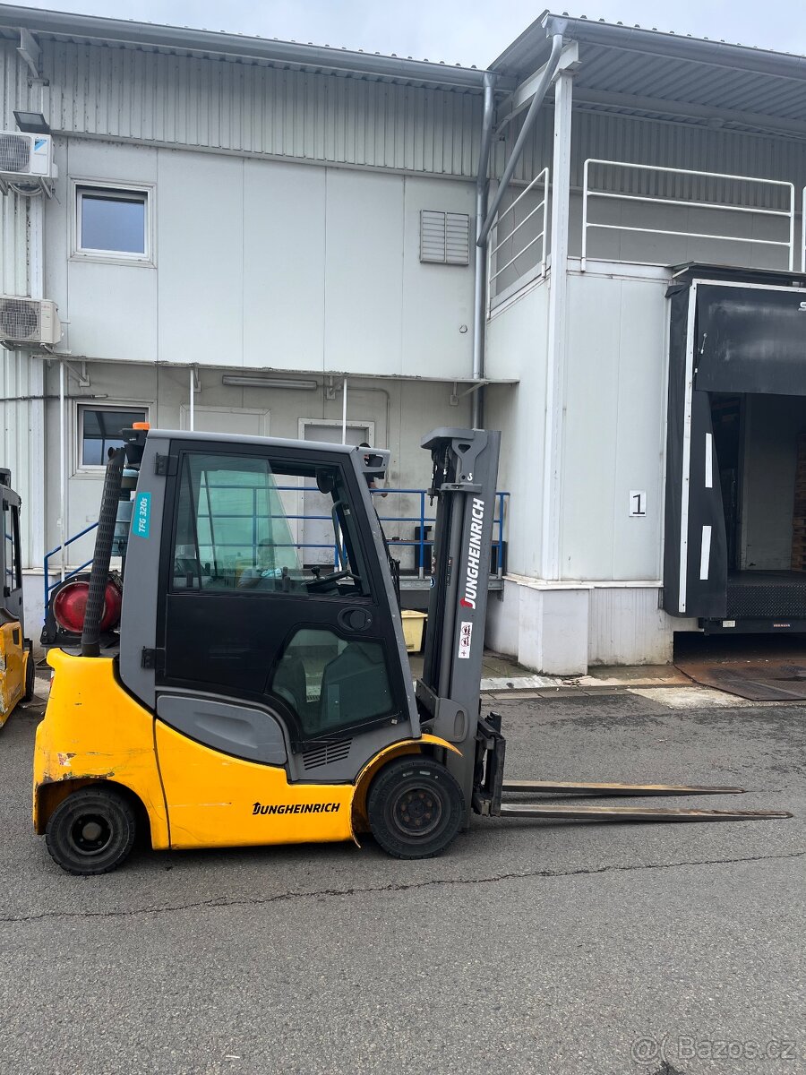 Jungheinrich TFG 320s