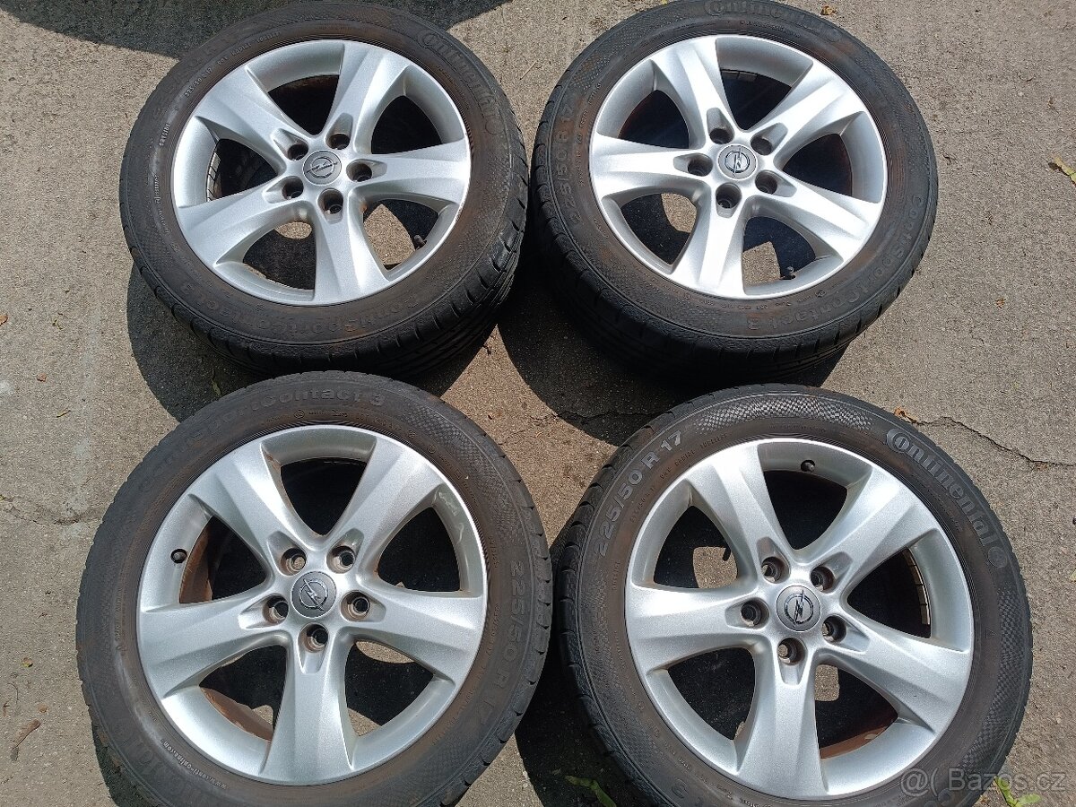 Astra J / Zafira C - alu 7x17 et44 + letní 225/50/17