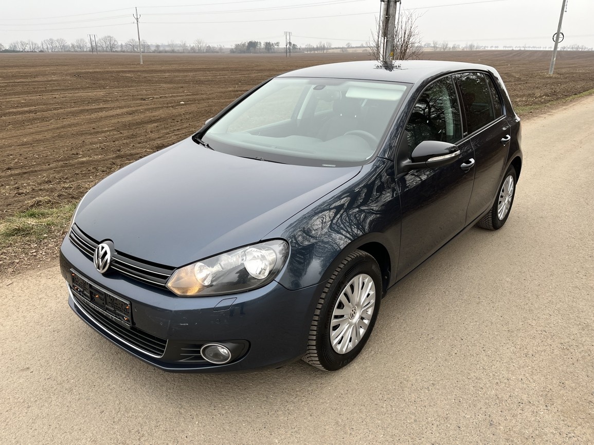 Volkswagen Golf 6 1.2tsi 77 KW, vyhř. sedačky, klimatizace