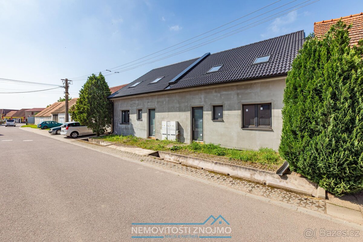 Prodej novostavby domu 4+kk, hrubá stavba, s terasou a zahra