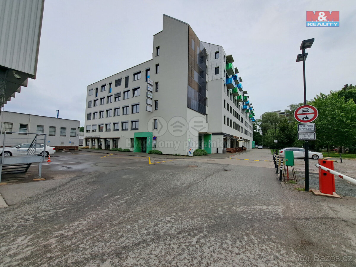 Pronájem kancelářského prostoru, 486 m², Brno - Komárov