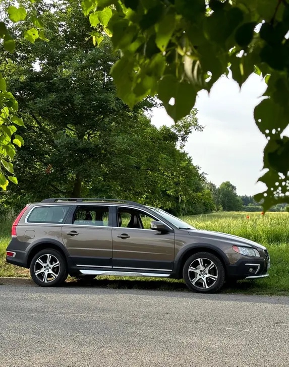 VOLVO XC70 D5 AWD SUMMUM