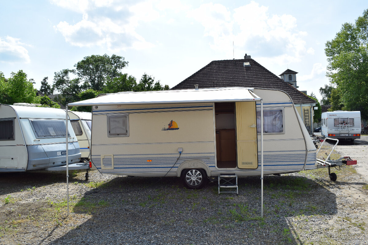 TEC 530K1 TRAVEL KING SAPHIR -EL.POJEZD