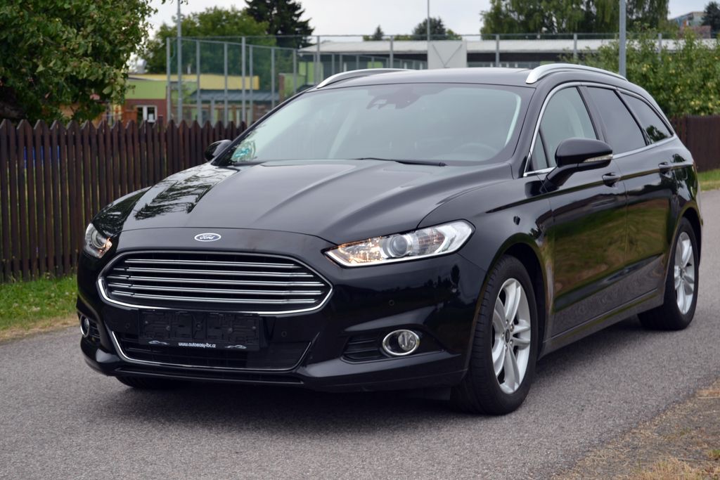Ford Mondeo V 2.0 TDCI 110kW Titanium kombi TOP STAV