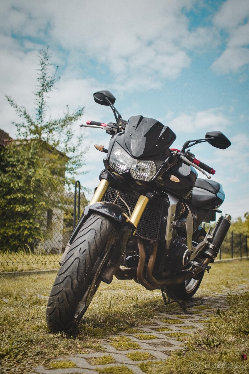 Kawasaki z1000