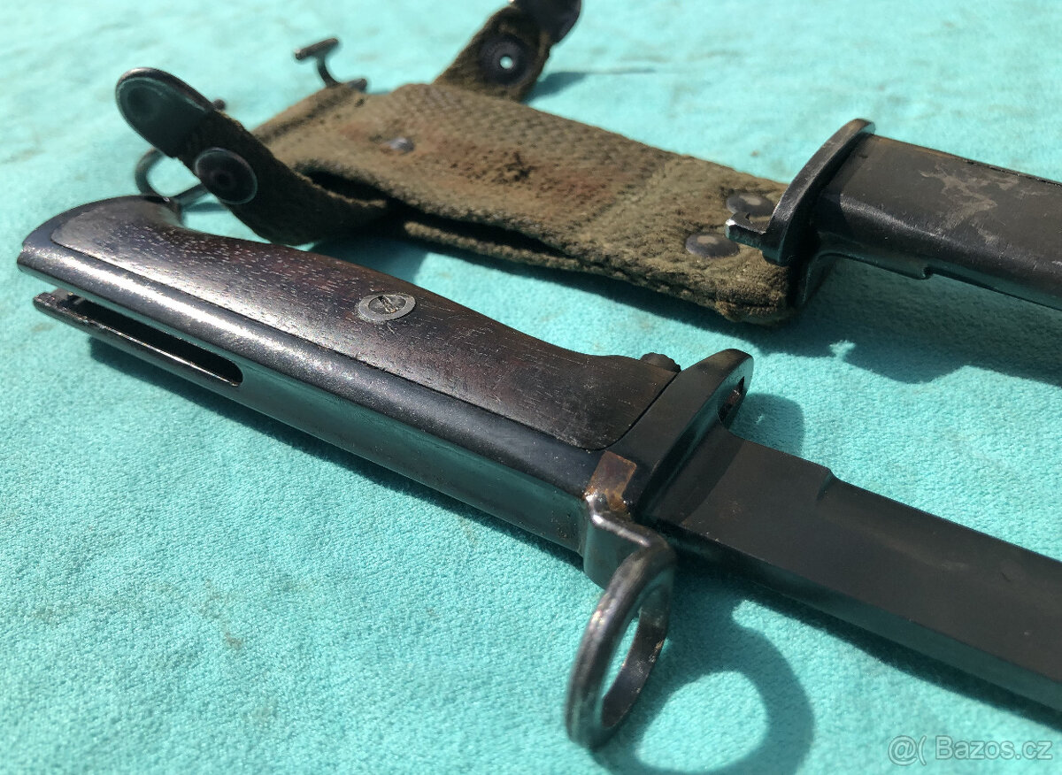 Norský bajonet M1894 (upravený pro US karabinu M1) – 2.sv.vá