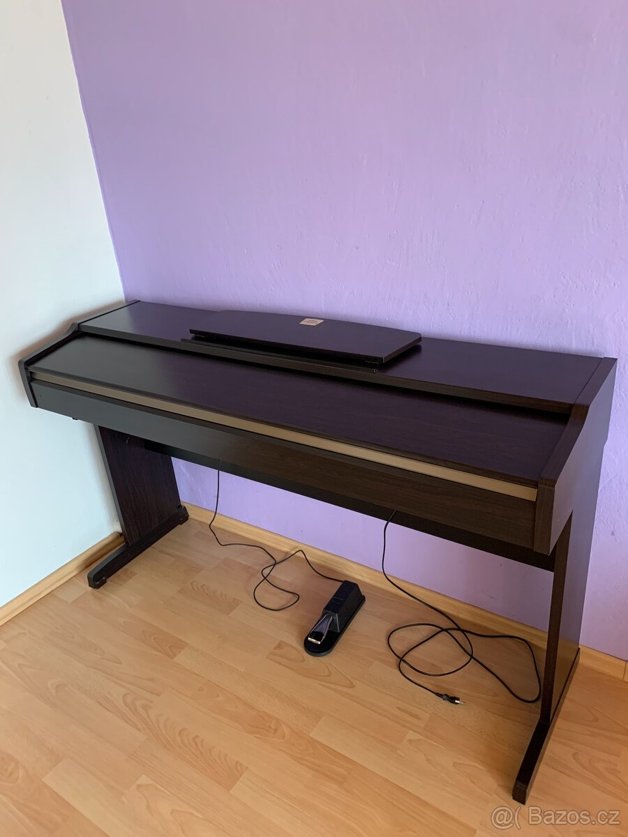 Digitální piano Yamaha Clavinova CLP-110