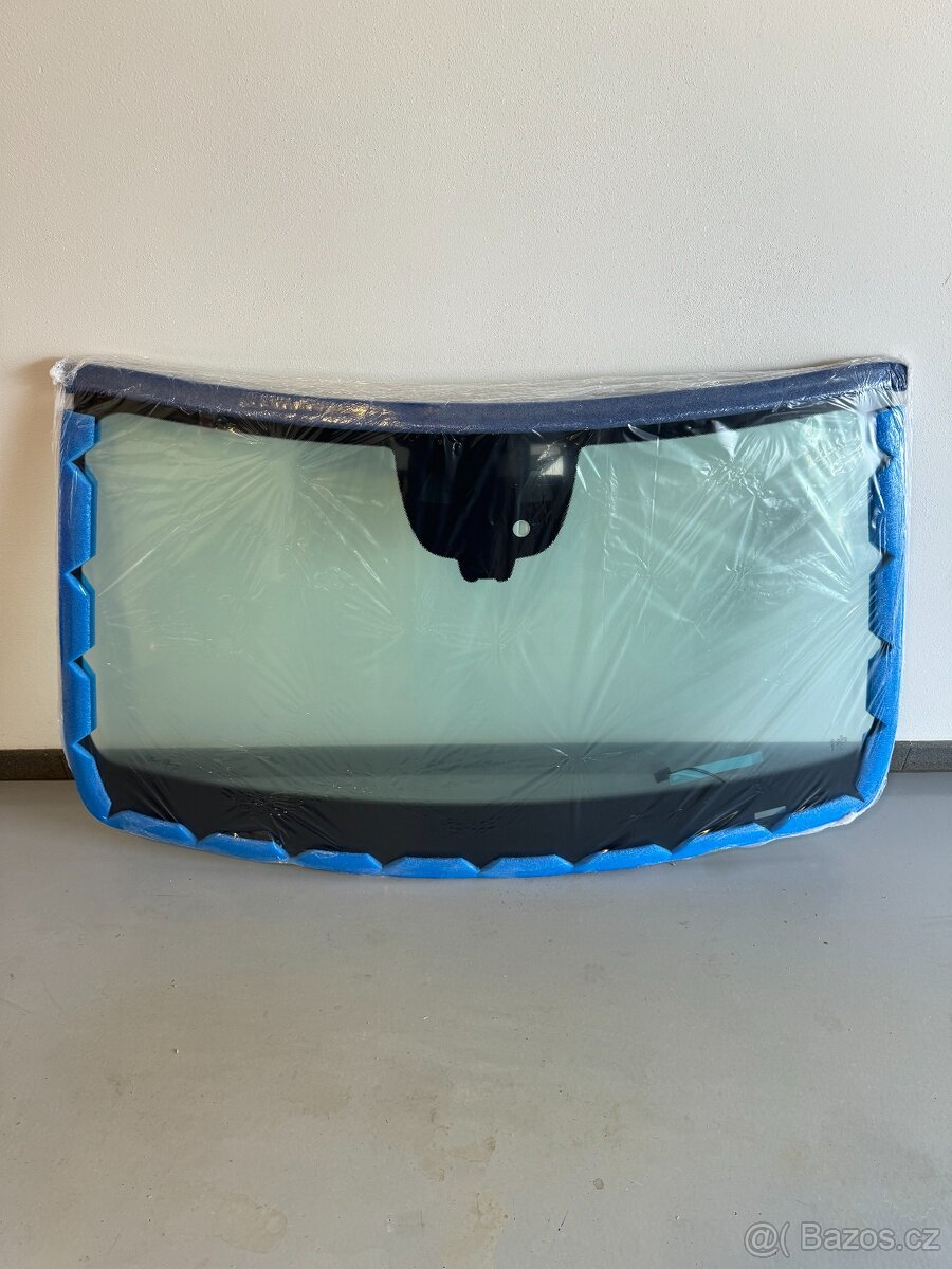 Čelní okno Mercedes GLE v167