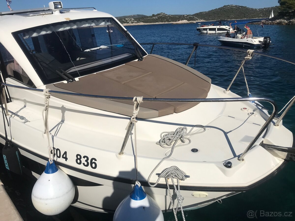 Kajutová loď Quicksilver 905