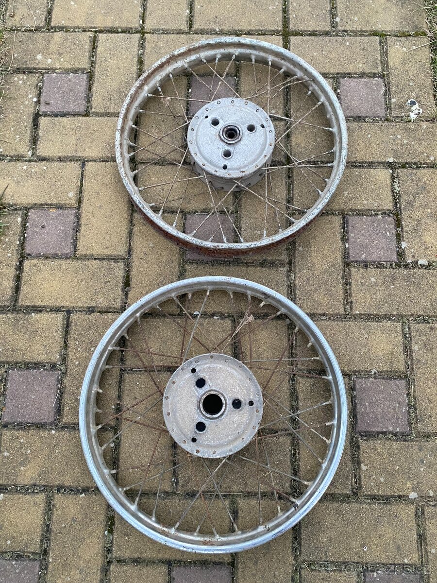 Kolo Jawa 50 typ 20, 21, 23 pionýr mustang