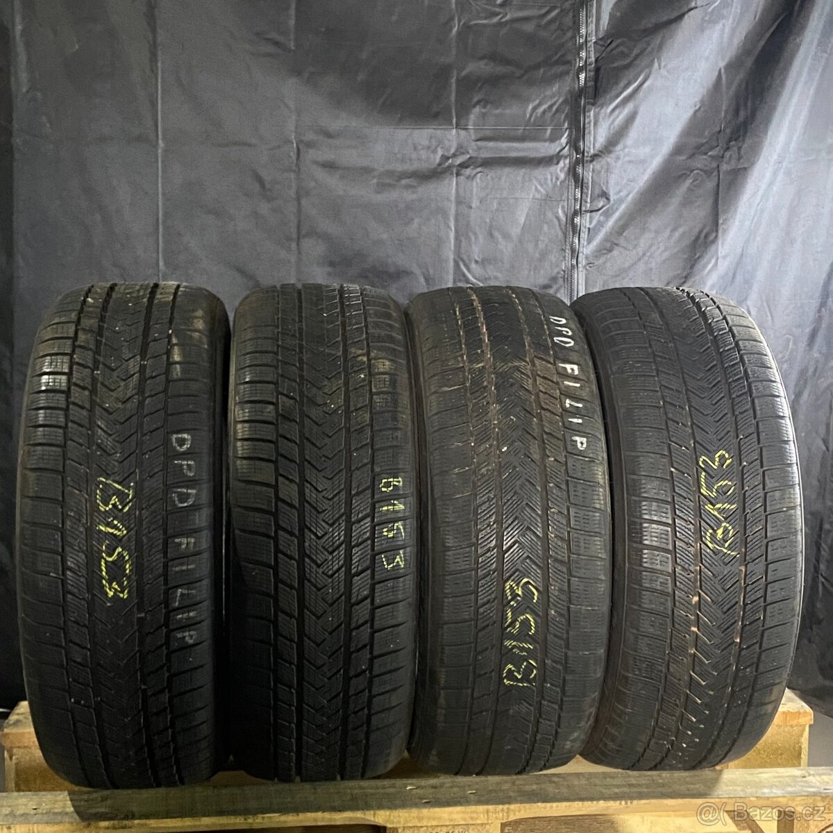 Zimní pneu 215/50 R18 96v Gripmax 7,5-8mm