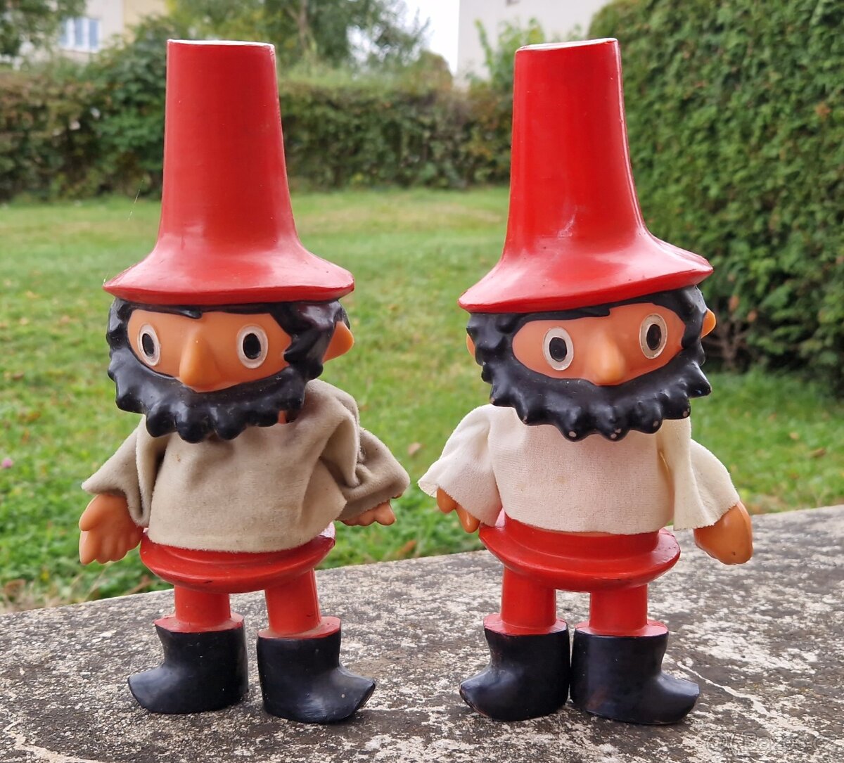 Gumový Rumcajs,mlýnek,KDN želvy,plechová káča,pejsek,formule