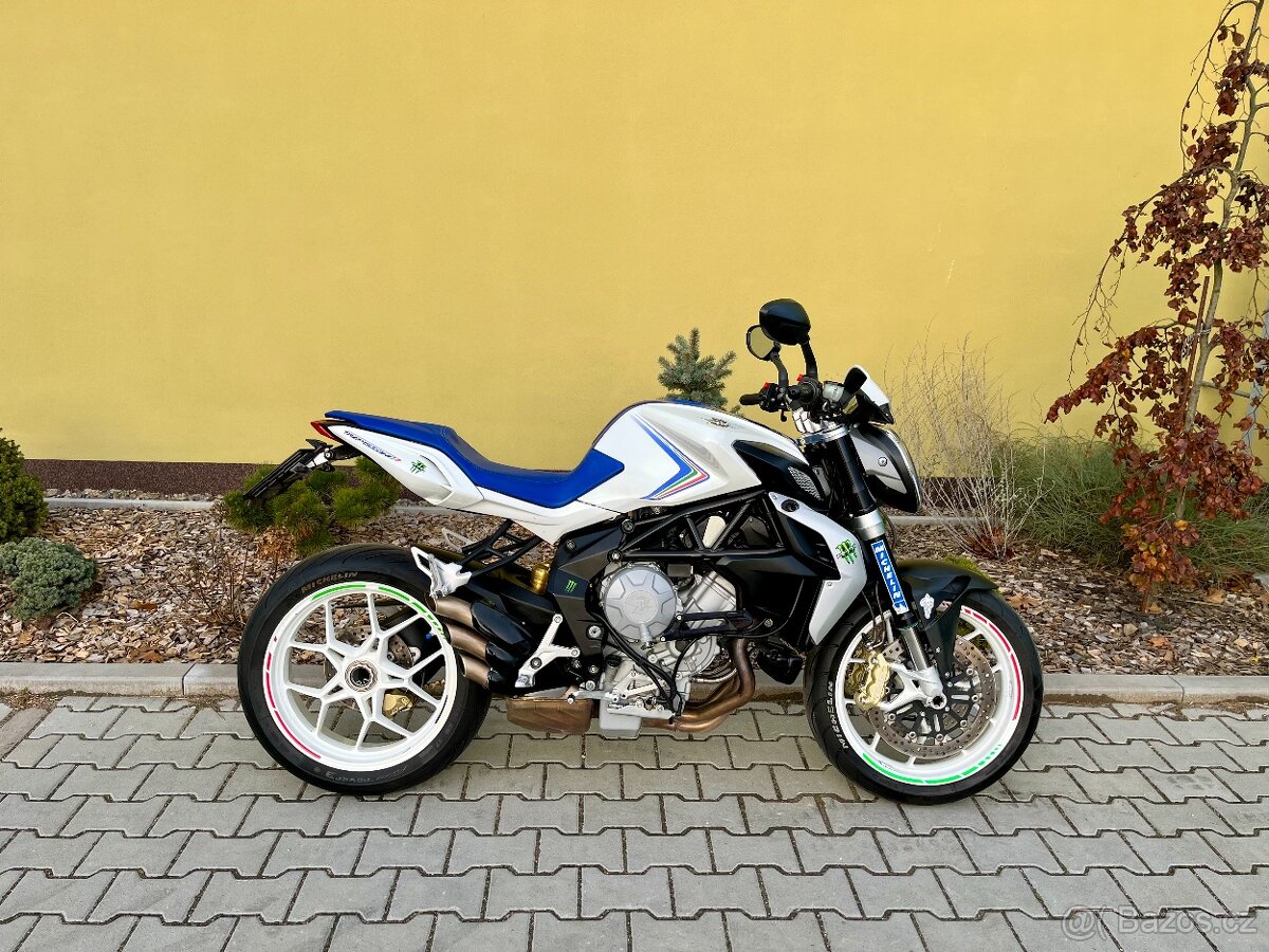 MV Agusta Brutale 800