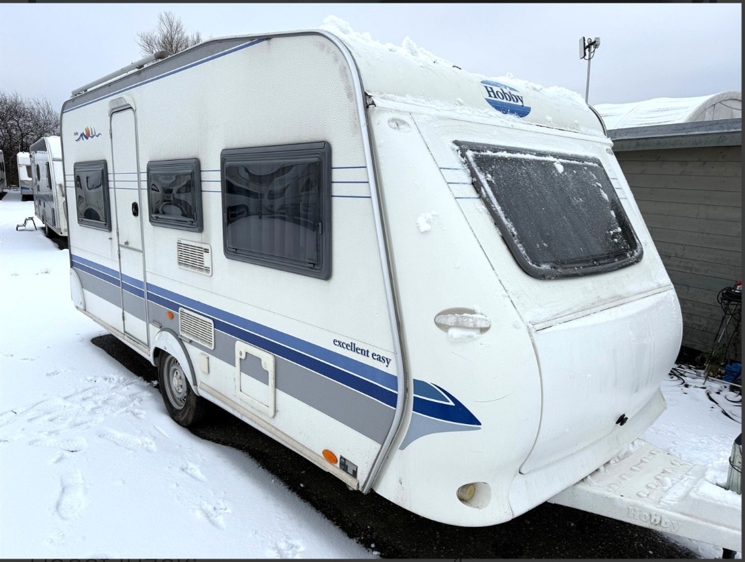 Hobby 450 UF Excellent , PŘEDSTAN