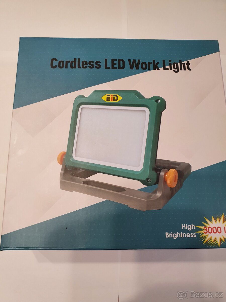 Aku LED světlo ULE3000 DeWALT, MILWAUKEE, Makita, Bosch