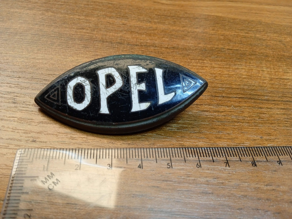 chladičový znak Opel