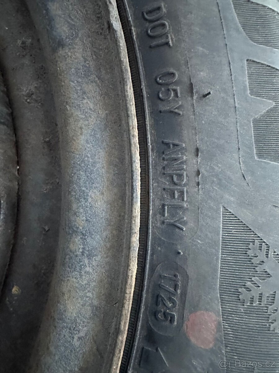 Zimní gumy 195/65 r15
