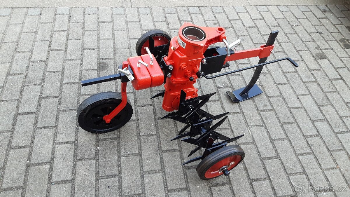 VARI-TERRA-GLOBAL---VERTIKUTÁTOR A ROTAVÁTOR