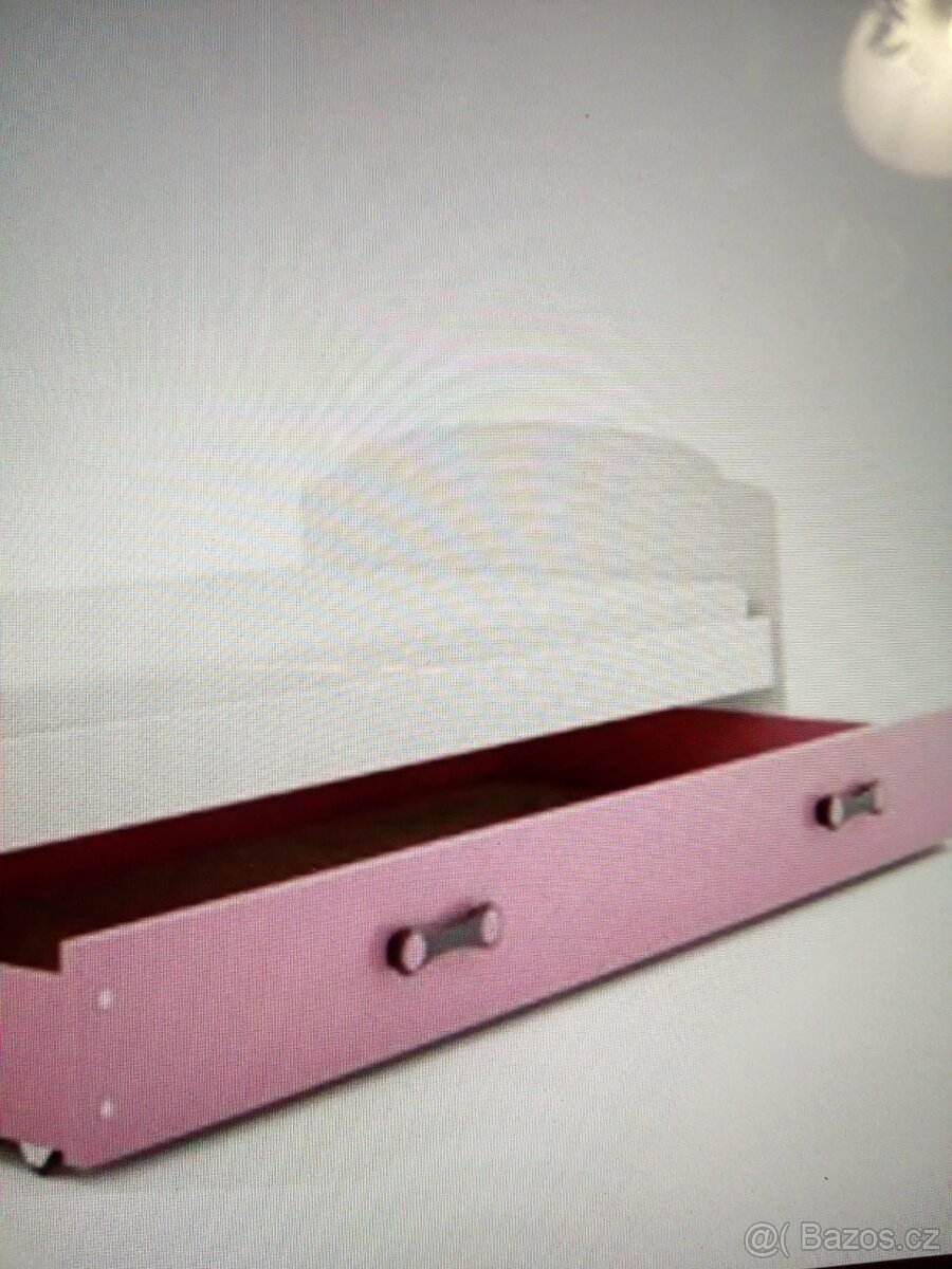 Bílá postel 90x200 s úložným šuplíkem