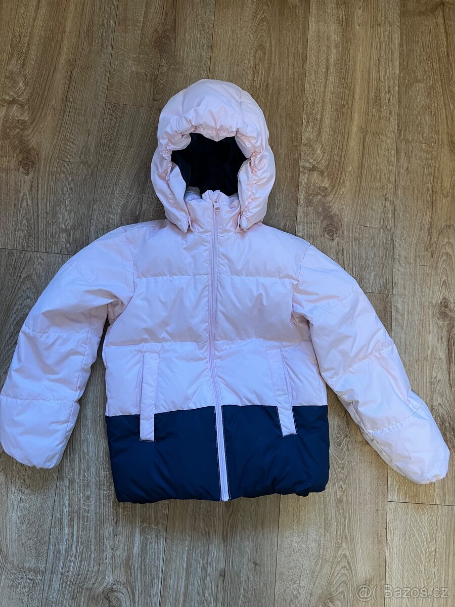 Reima pérová bunda vel 134