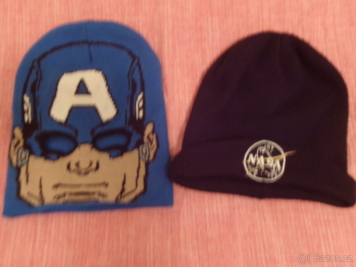 Dětské zimní čepice.