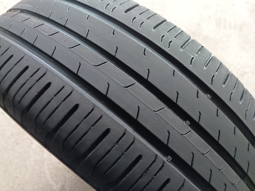 195/65 R15 CONTINENTAL (0423)