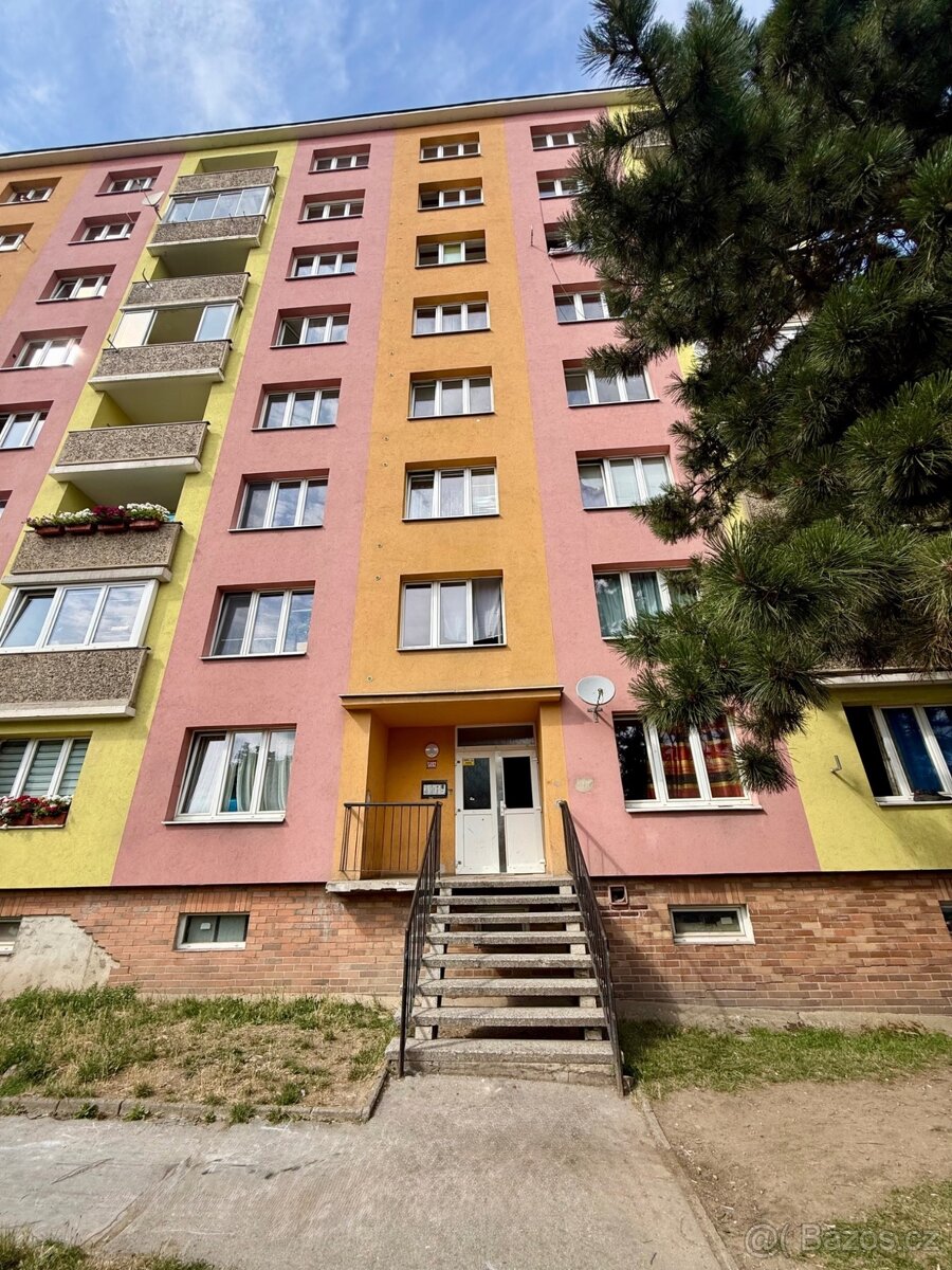 Prodej bytu 3+1 60 m² Kamenná, Chomutov