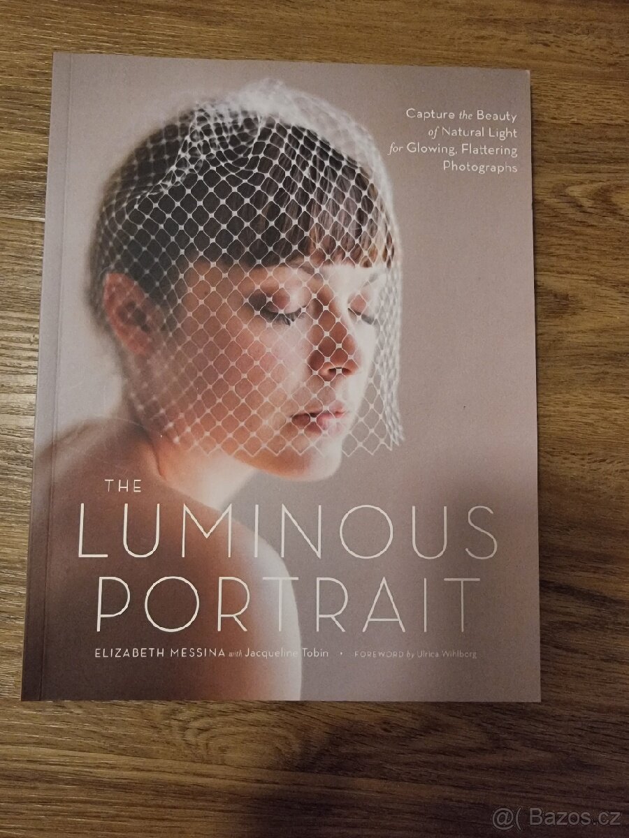 Kniha "The Luminous Portrait"