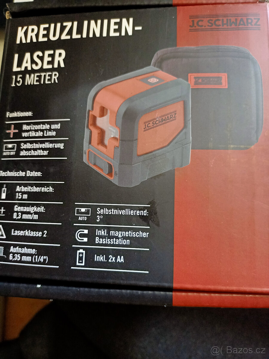 Křížový laser