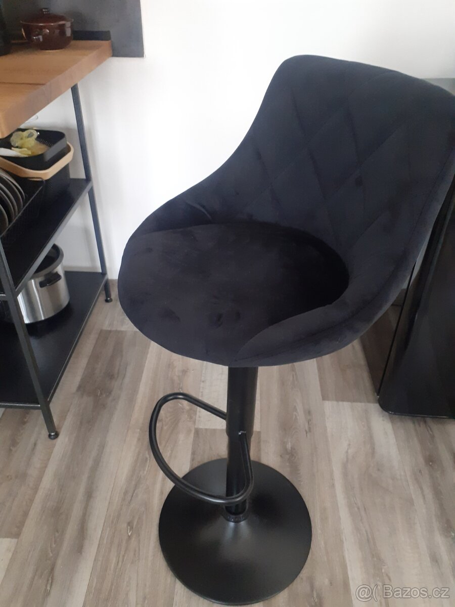 Barová židle nová