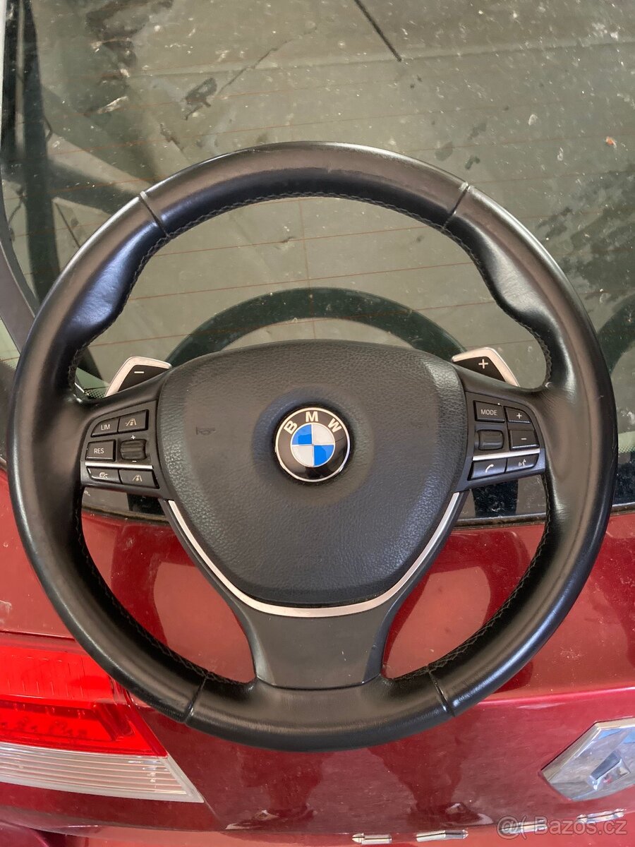 BMW volant f10 f11 f07 sport volant s pádly