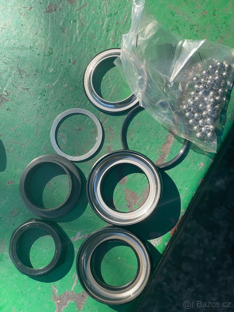 XT shimano Hlavové složení