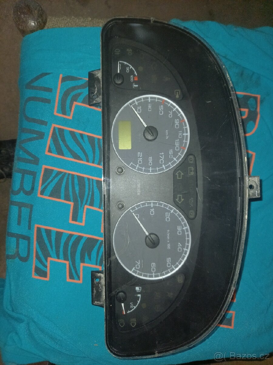 Citroen Xsara N2 2.0Hdi 80kw Budíky, zrcátka, páčky