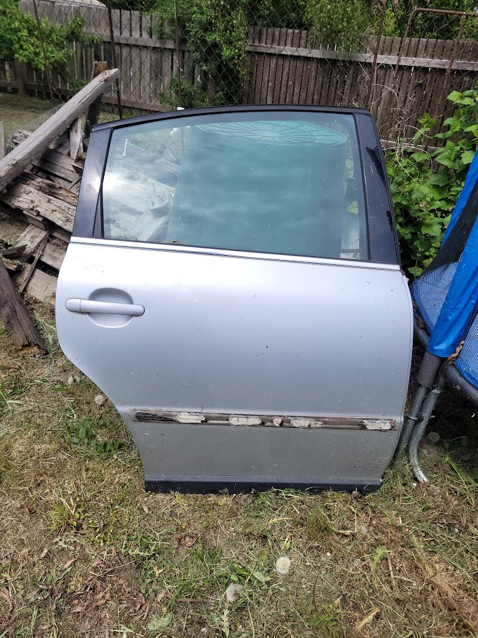 PZ Dveře Passat B5.5 sedan