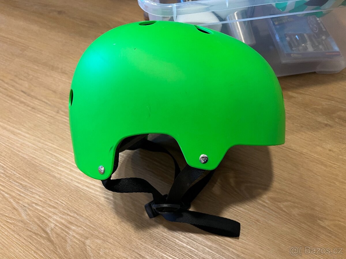 Dětská helma na kolo - velikost S/M 53-56cm