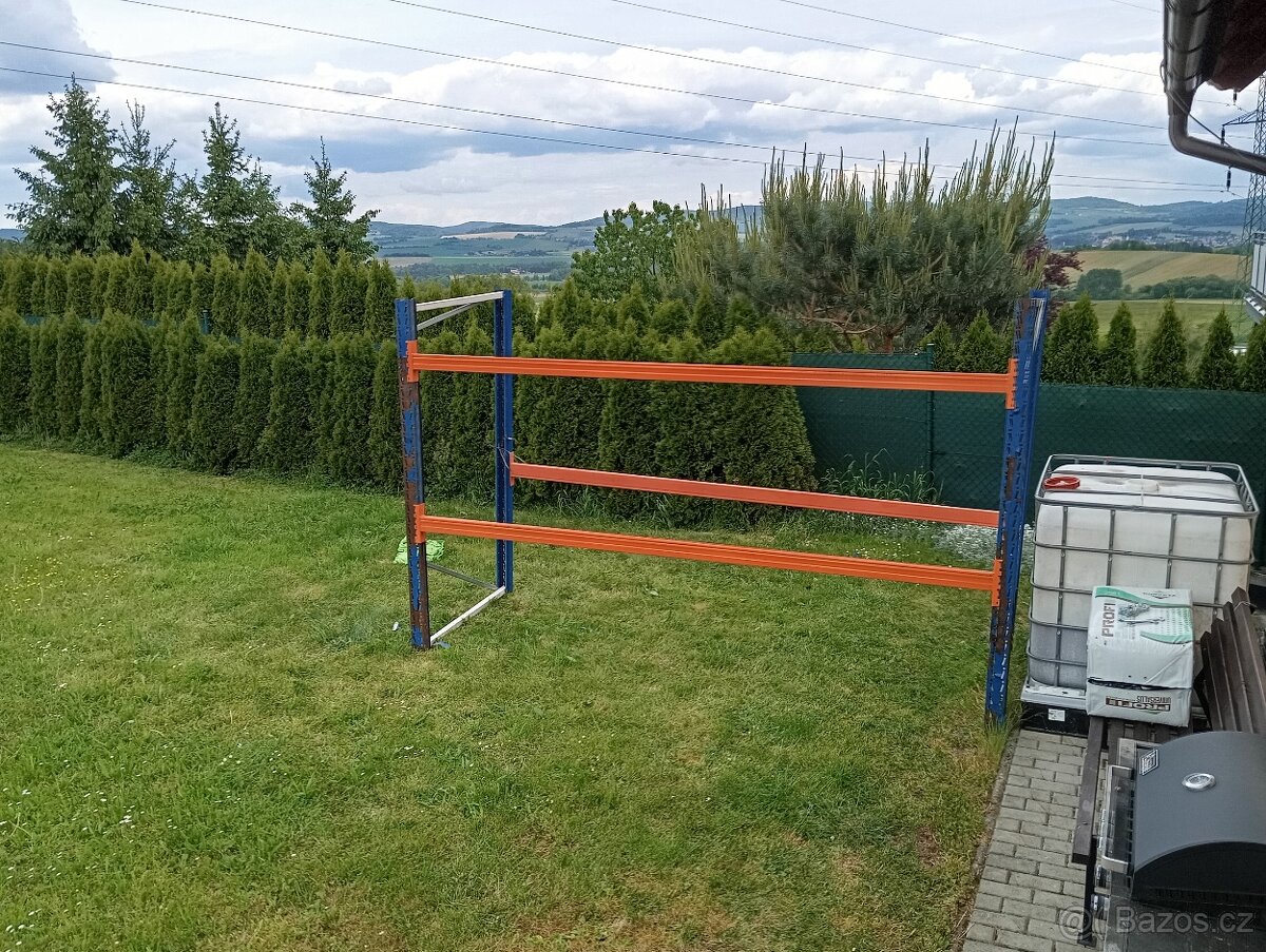 Regál