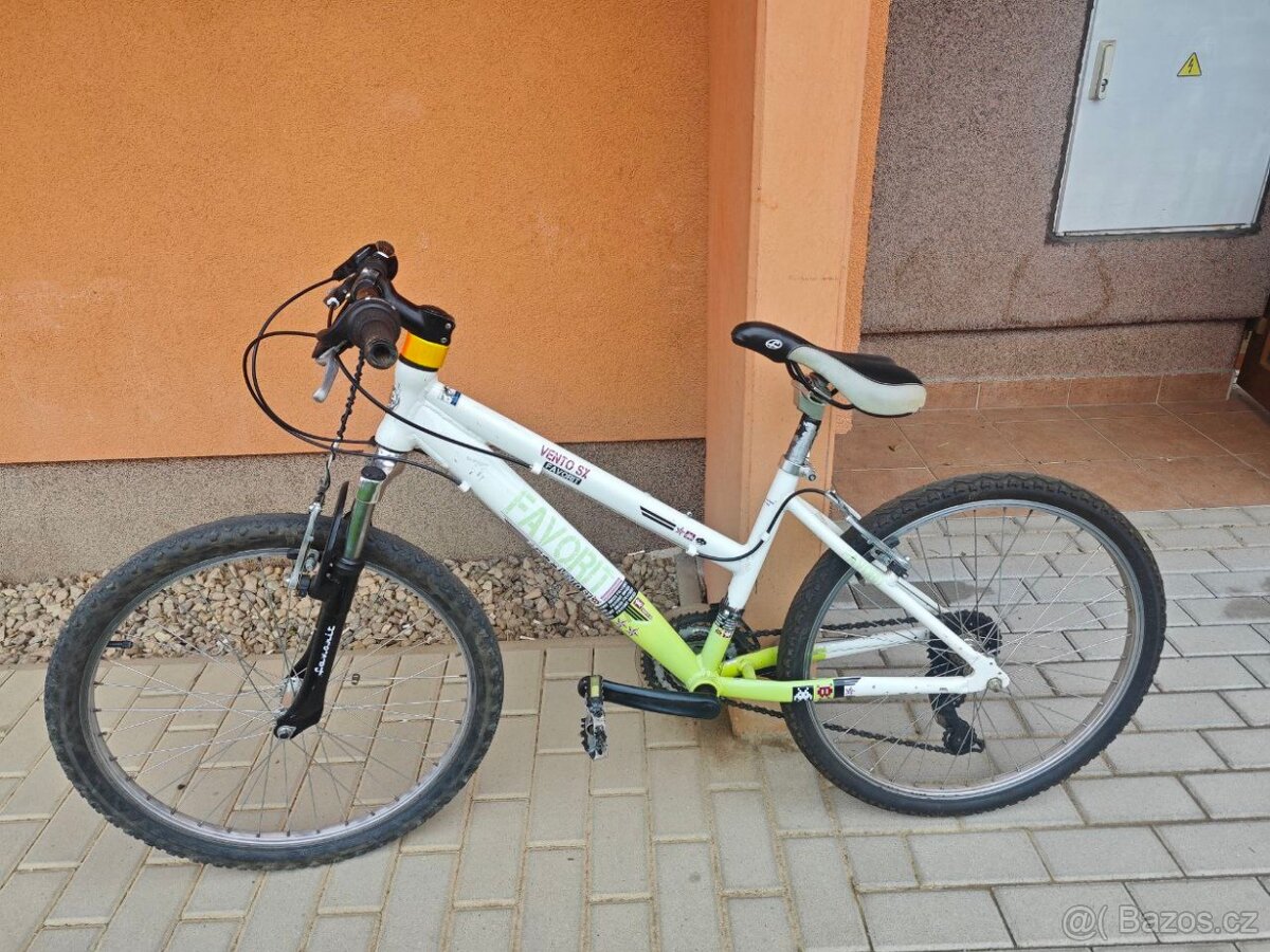 Dětské/juniorské horské kolo Favorit Vento SX 24" – 18 rych