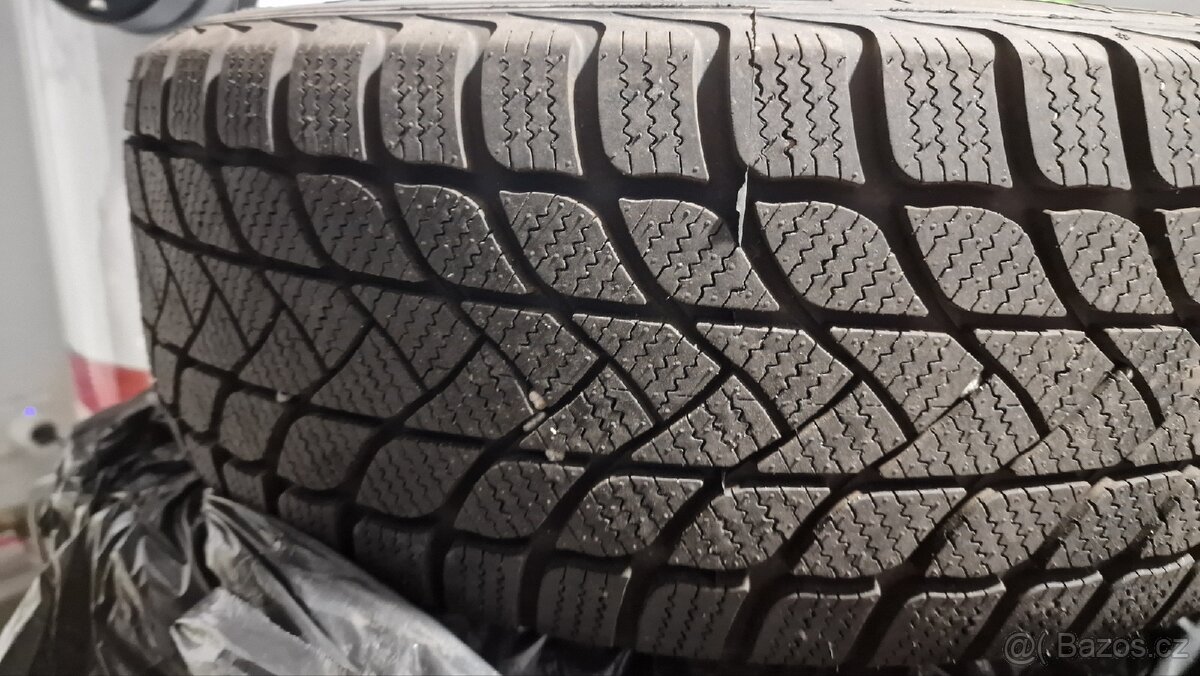 Sada zimních kol Kia Ceed / Hyundai I30 205/55R16- nové