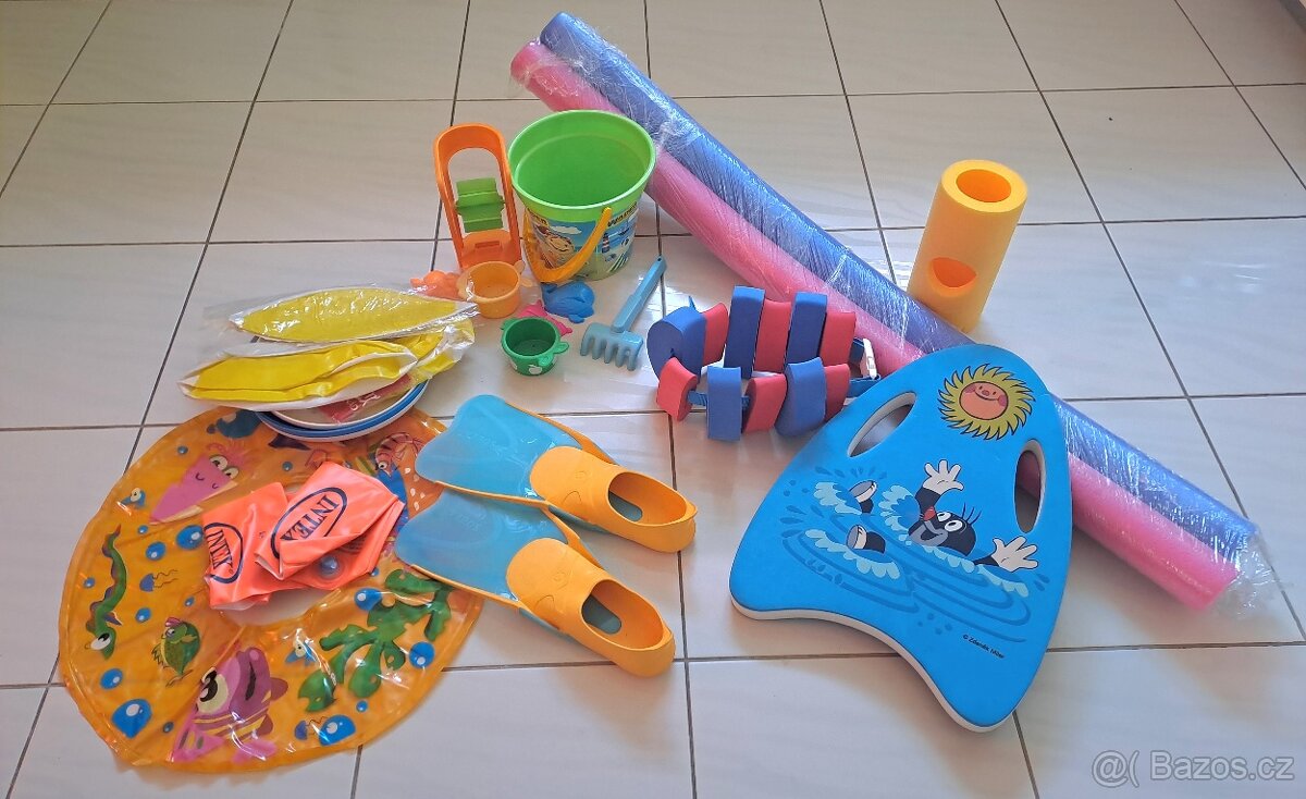 Plavací set děti 3-7 let: plavací pás, destička Krteček ad.