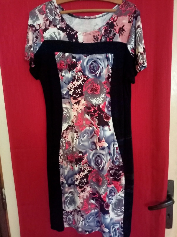 Krásné šaty H&M vel 42/44