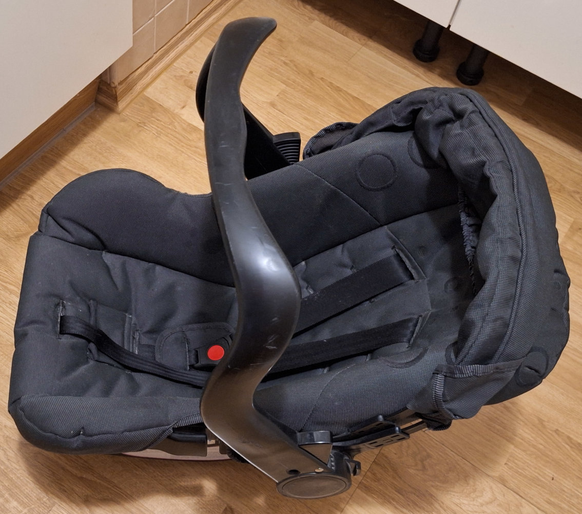 Dětská autosedačka 1 zdarma