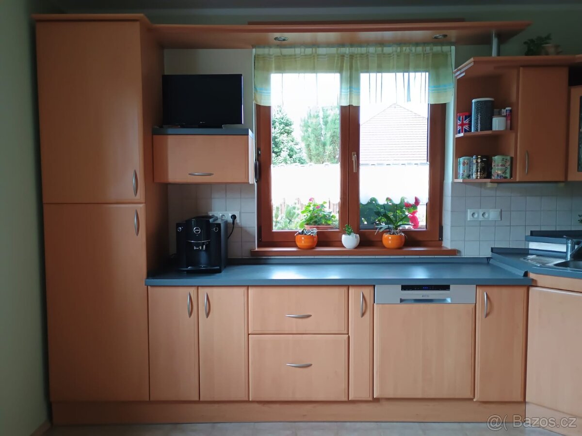 Kuchyňská linka do "L"