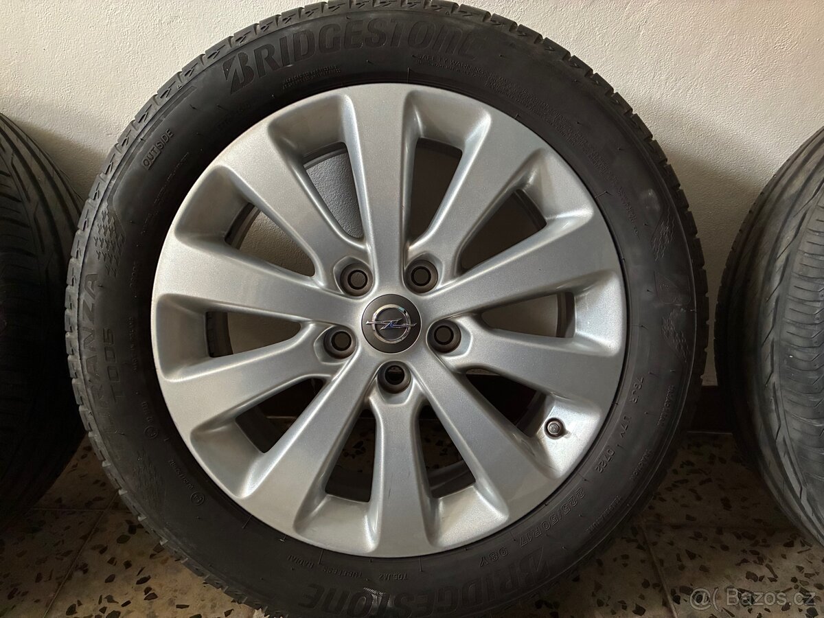 Alu kola Opel 17” Bridgestone – jako nové