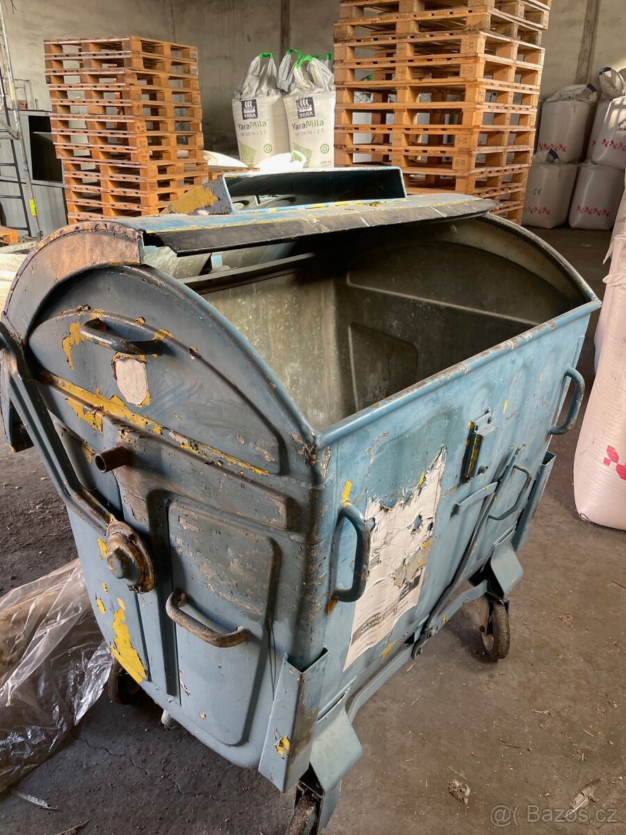 Kontajner, gril, popelnice