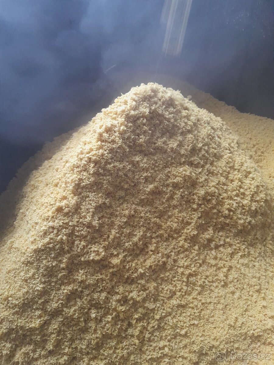 Extrudovaná sója, pšenice, ječmen, proso žluté