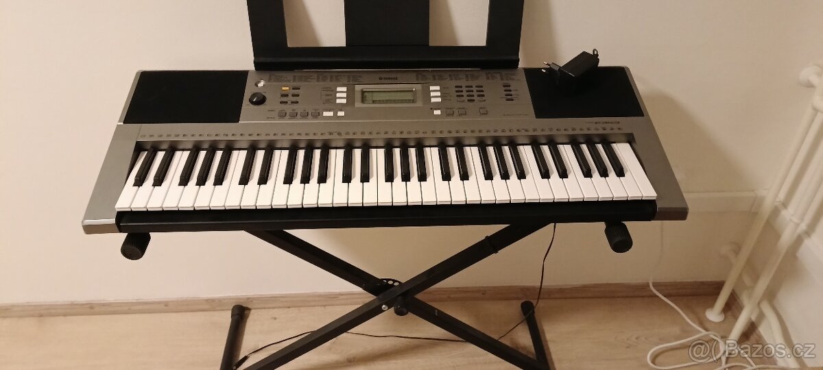 Prodám klávesy Yamaha PSR-E363 – výborný stav