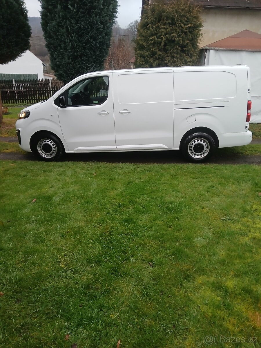 Opel VIVÁRO long 2.0HDi 109kw.r.v.2022 naj.35 500km.ČR.DPH.