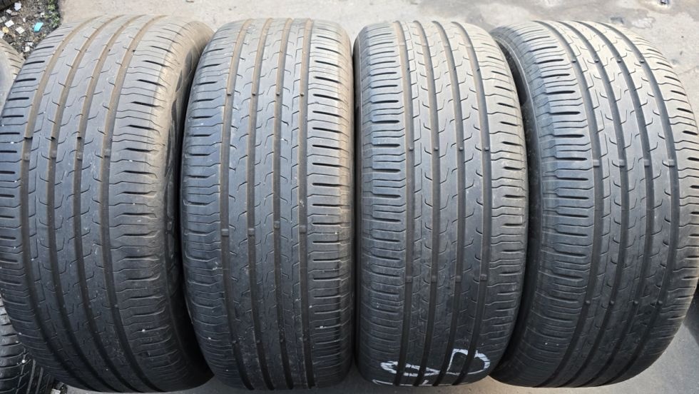 Letní pneu 235/50/19 Continental