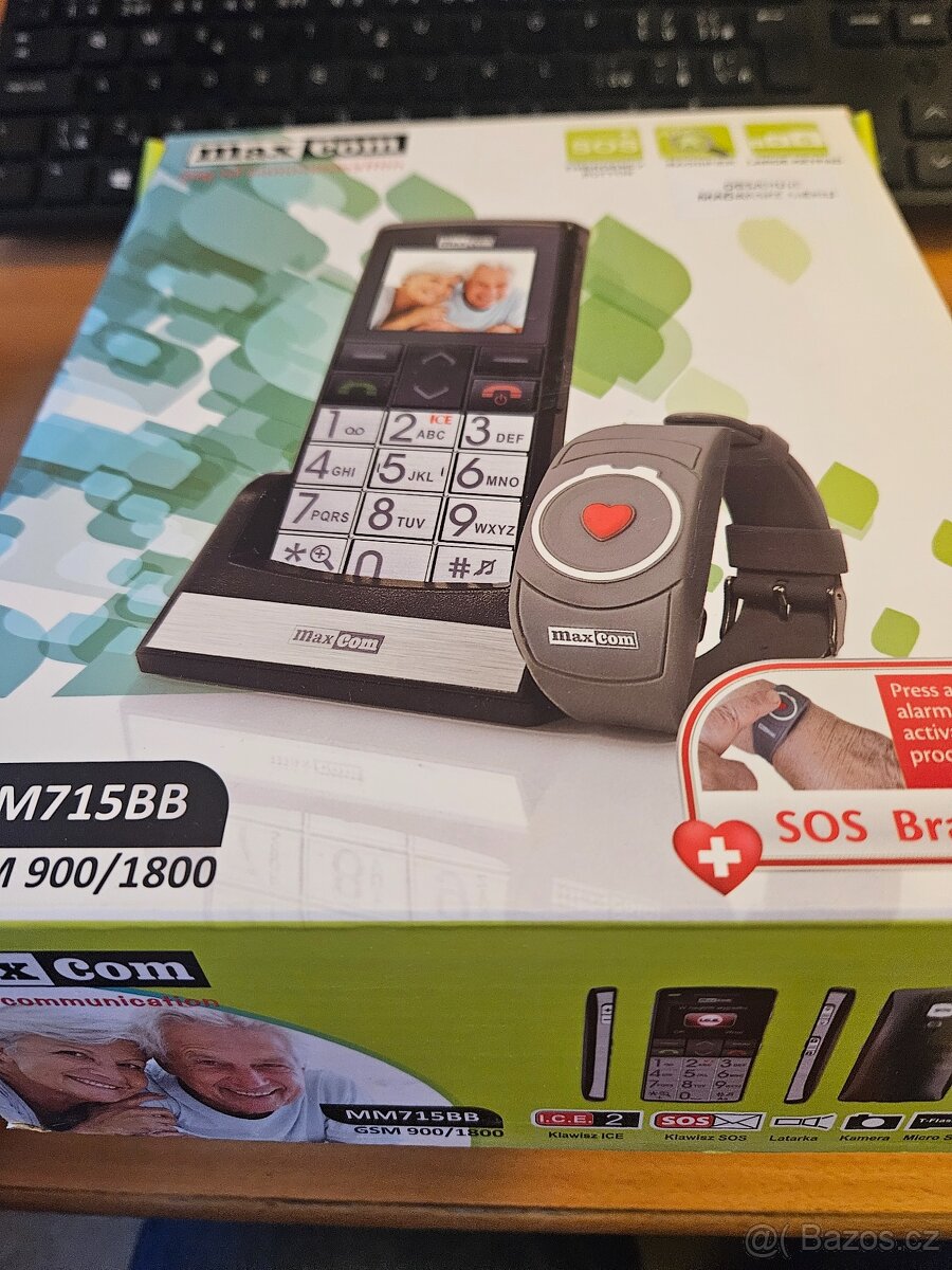 Mobilní telefon pro seniora