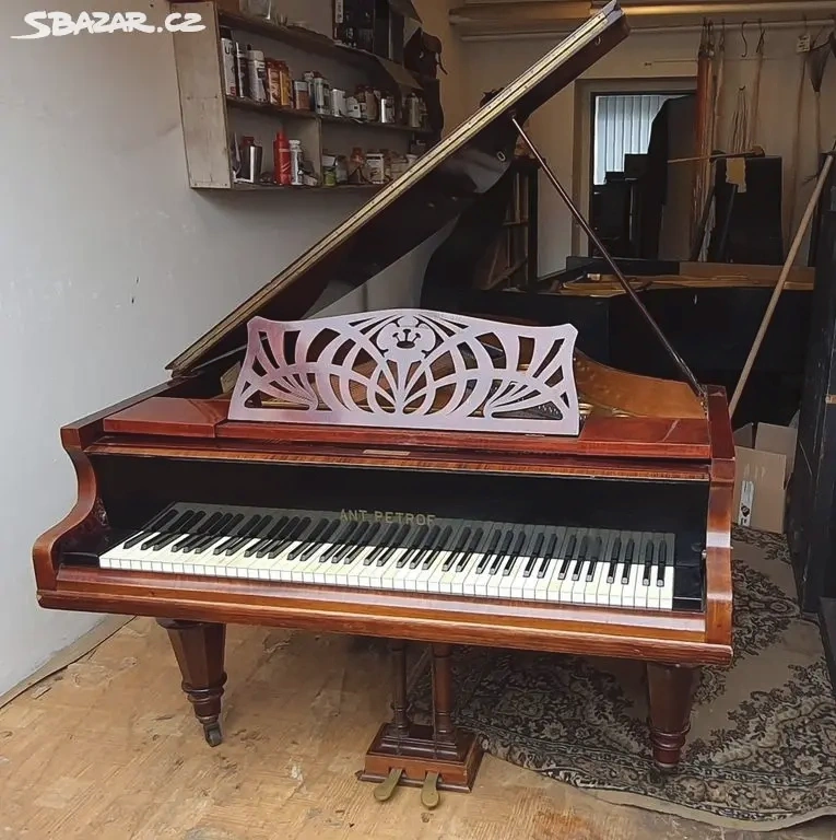 Piano klavír